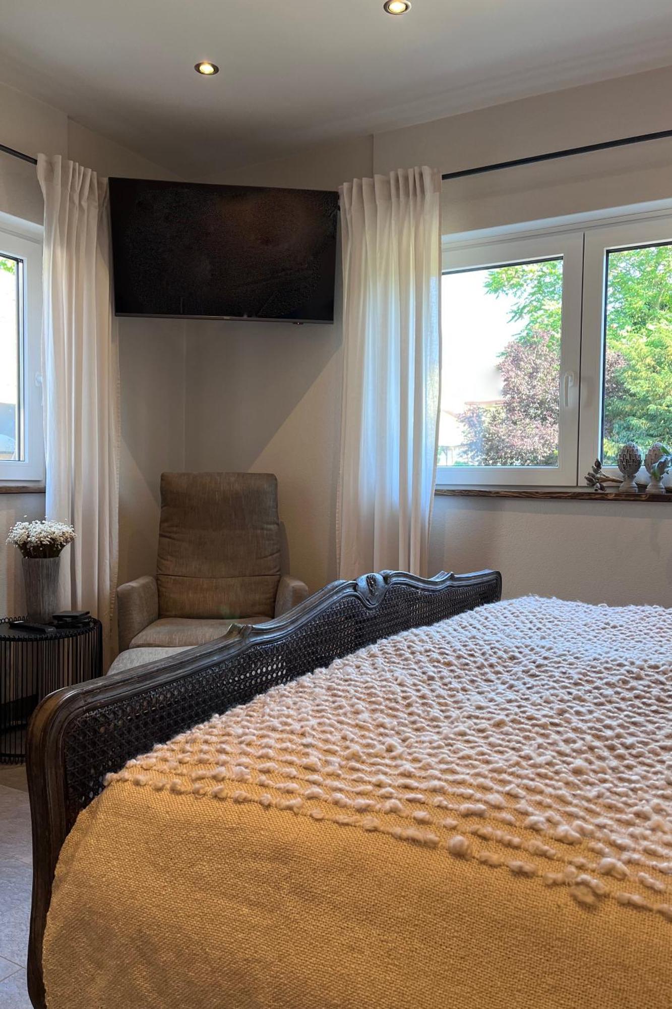 Ferienwohnung Seckenheim - Stilvoll Uebernachten Zwischen Mannheim Und Heidelberg Ideal Fuer Kurztrips Extérieur photo